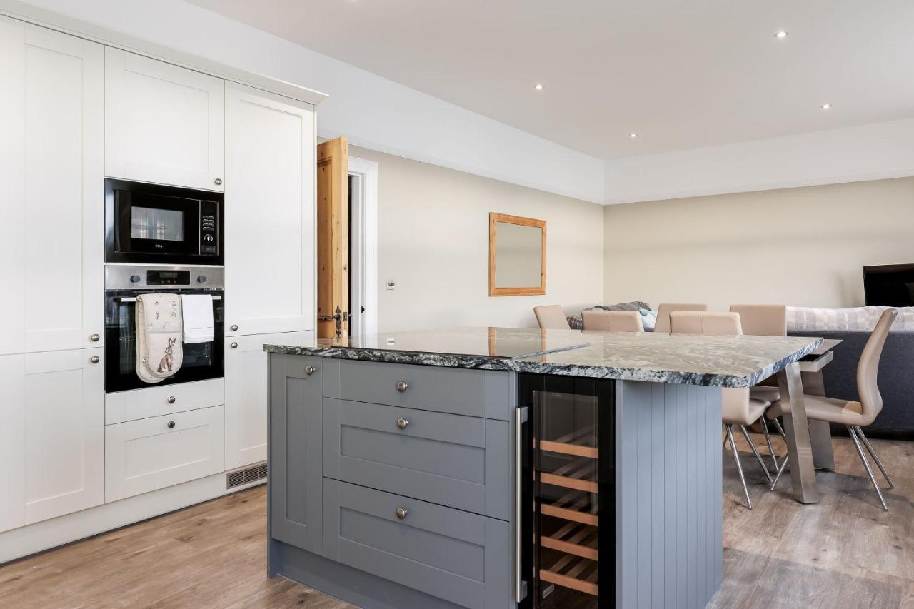 Park Lake View Poole Extérieur photo